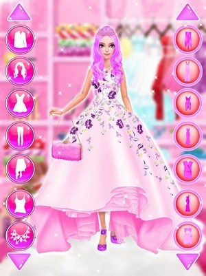 粉红公主装扮女孩